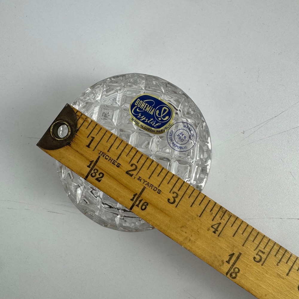 Vtg Bohemia Crystal Round Trinket Box 24% Lead Crystal Czech Republic - Picture 3 of 8